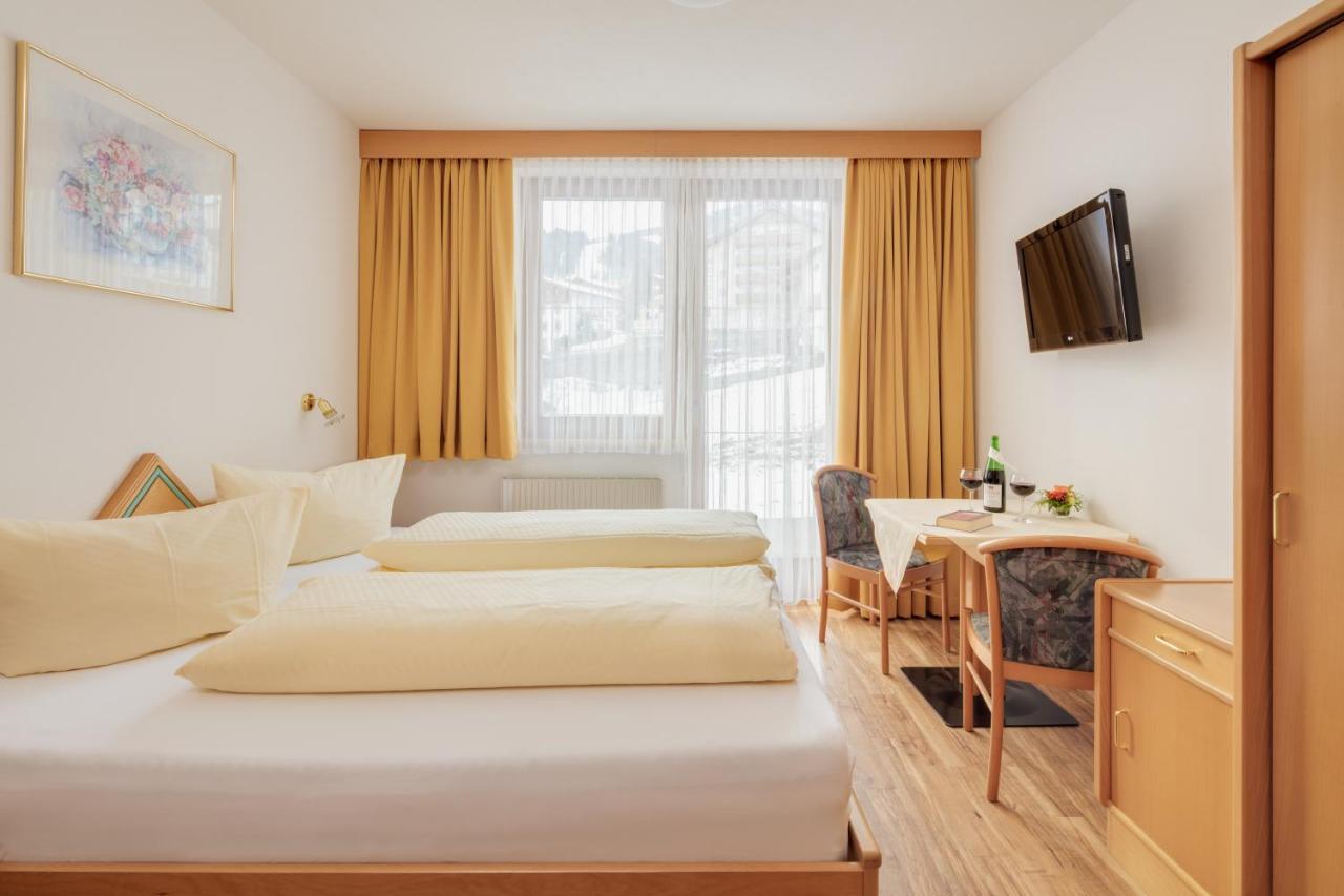Hotel Belmont Fiss Zewnętrze zdjęcie